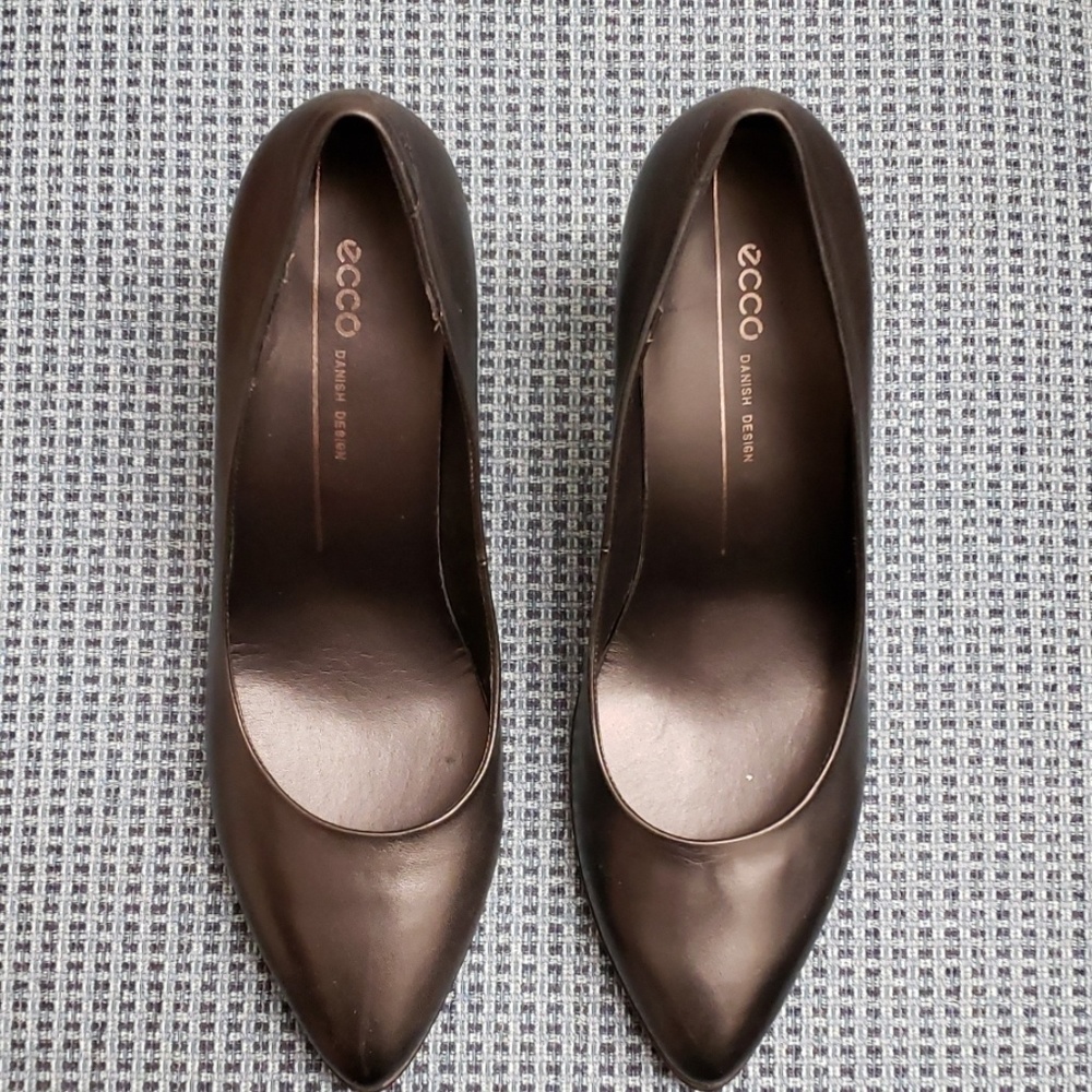 Ecco Shape 75 pointy. 3 inch